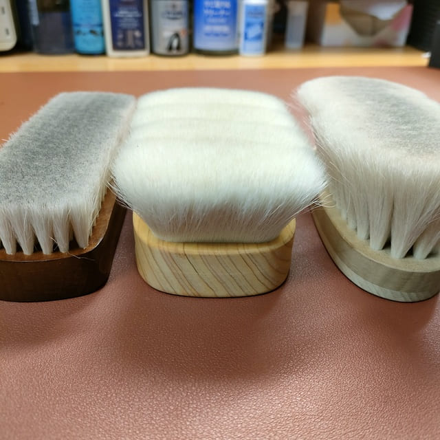 靴磨き用の山羊毛ブラシ⑧